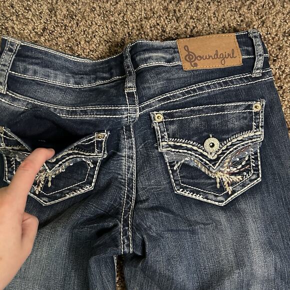 Soundgirl Skinny Jeans With Beautiful Stitching/ Embellishments - Size 3 - Picture 9 of 16
